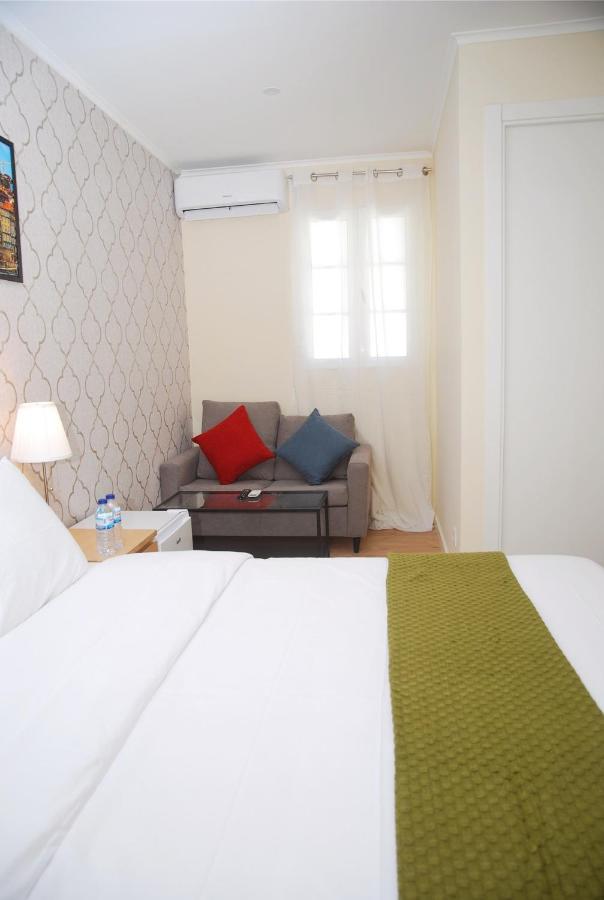Amor Lisboa Hostel Albergue